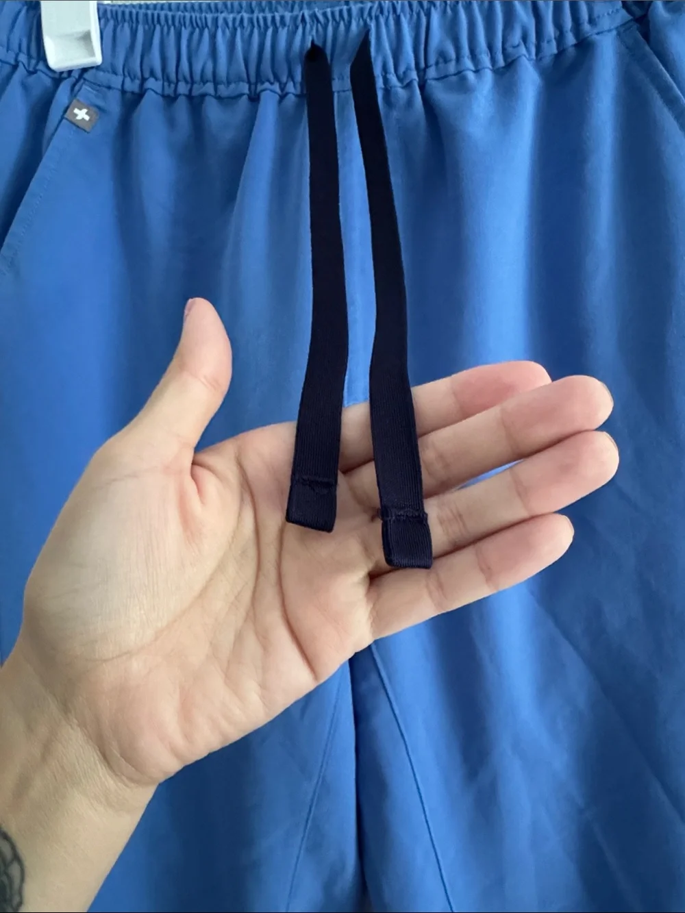 Figs men’s Tansen blue scrubs Joggers size Small